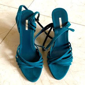 Max studio stunning teal suede wedges